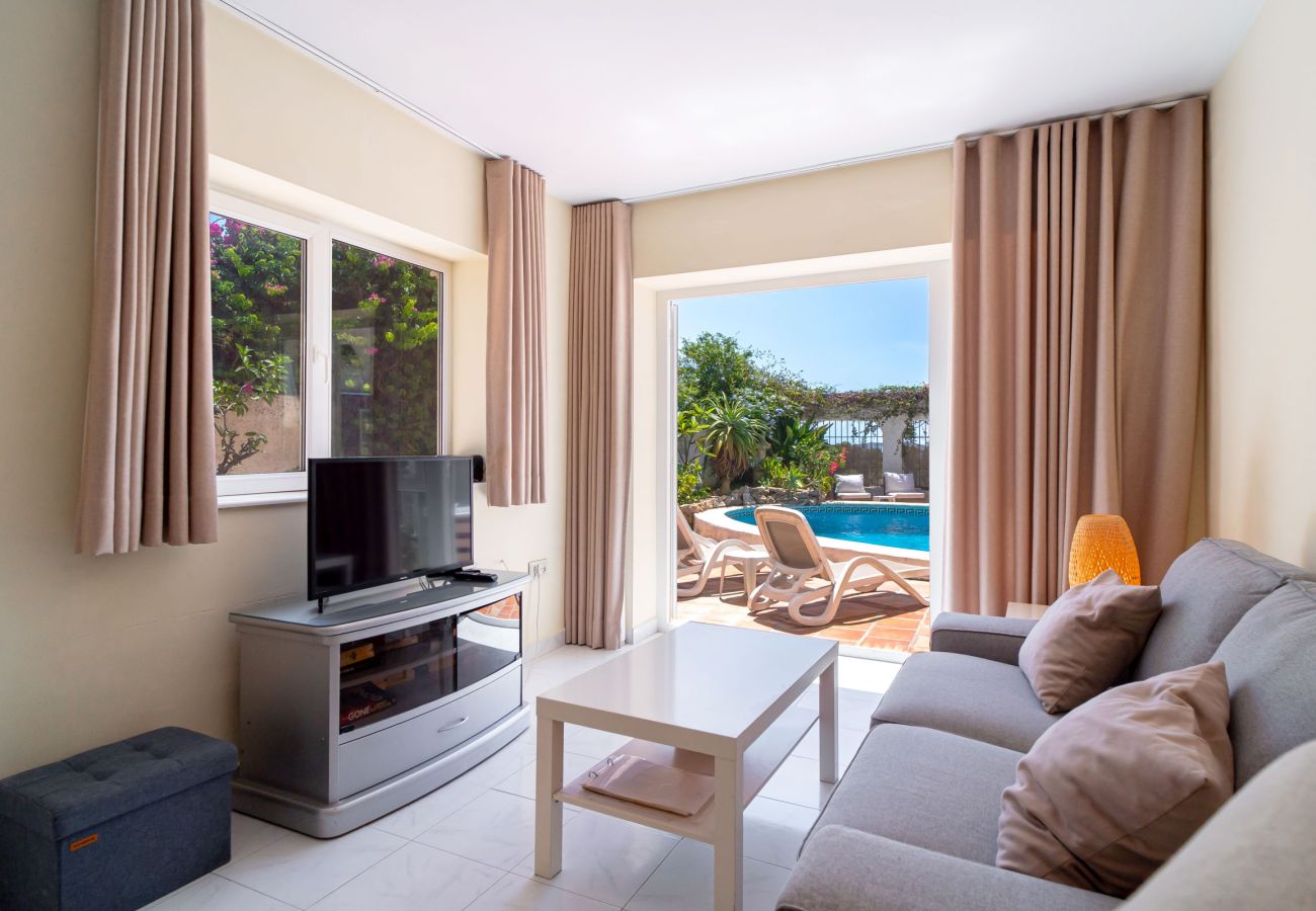 Appartement à Nerja - Chimenea 15 Private Pool and Parking by Casasol 
