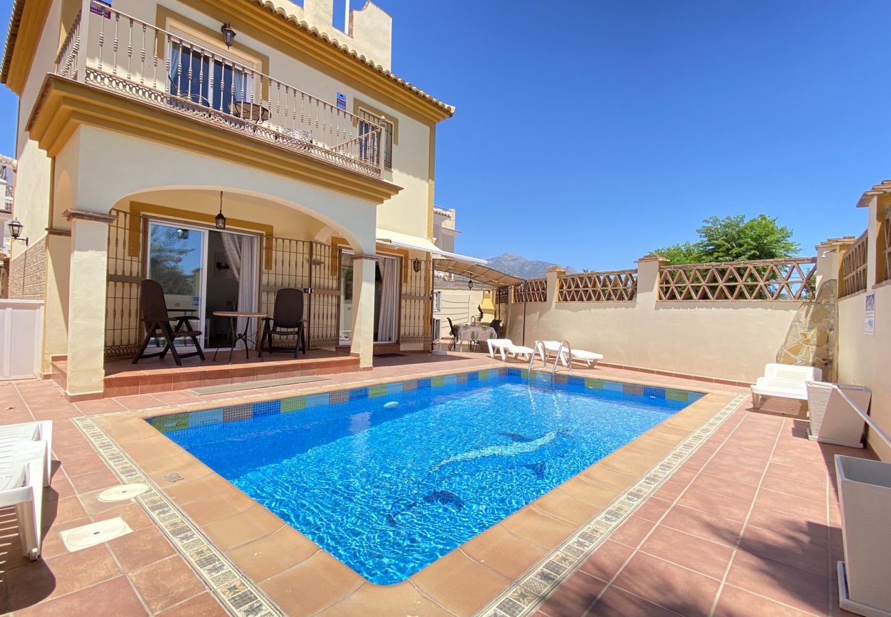 Villa à Nerja - Villa Madrid Private Pool by Casasol