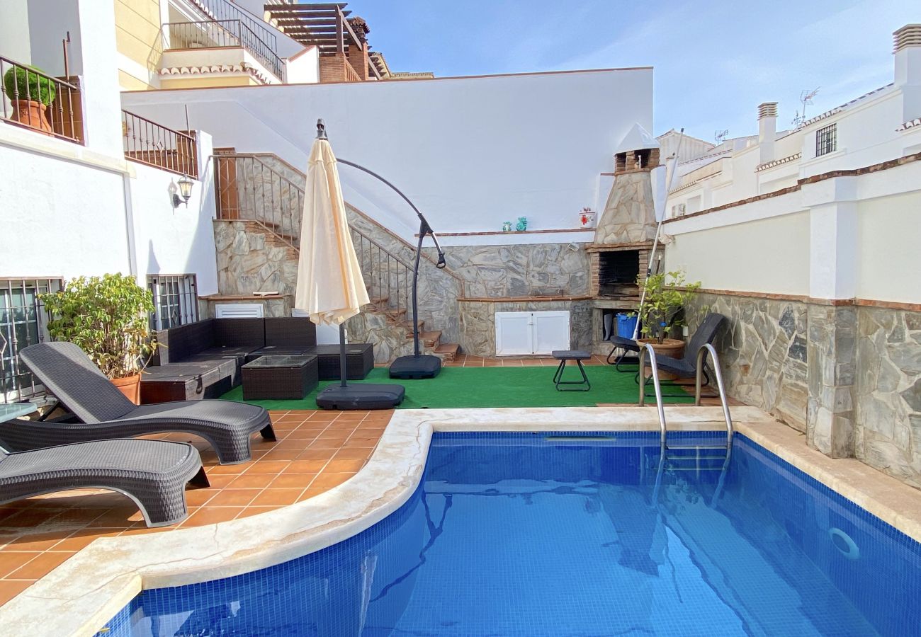 Villa à Nerja - Villa Mirto Private Pool by Casasol