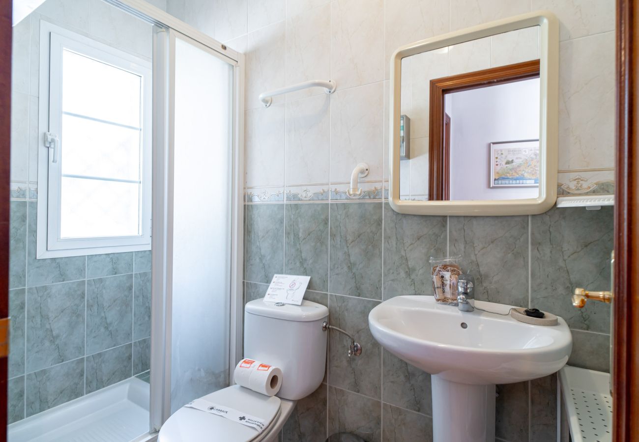 Villa à Torrox Costa - Villa Calidum : Villa avec Piscine Privée à Nerja