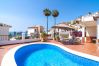 Villa à Torrox Costa - Villa Calidum : Villa avec Piscine Privée à Nerja