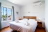 Villa à Torrox Costa - Villa Calidum : Villa avec Piscine Privée à Nerja