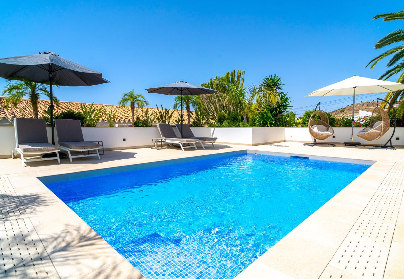 Villa à Nerja - Villa Grand Pool Terrace by Casasol