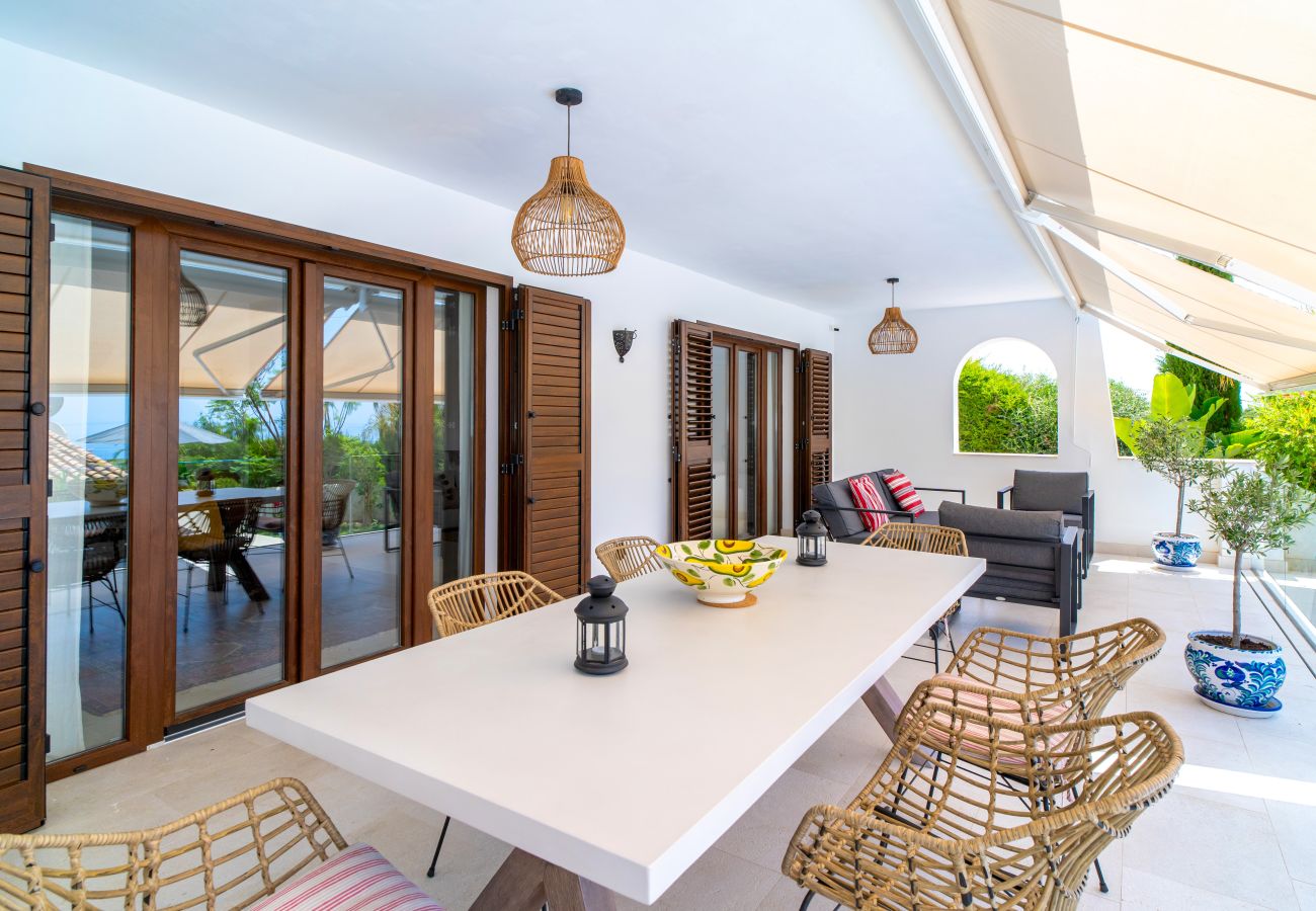 Villa à Nerja - Villa Grand Pool Terrace by Casasol