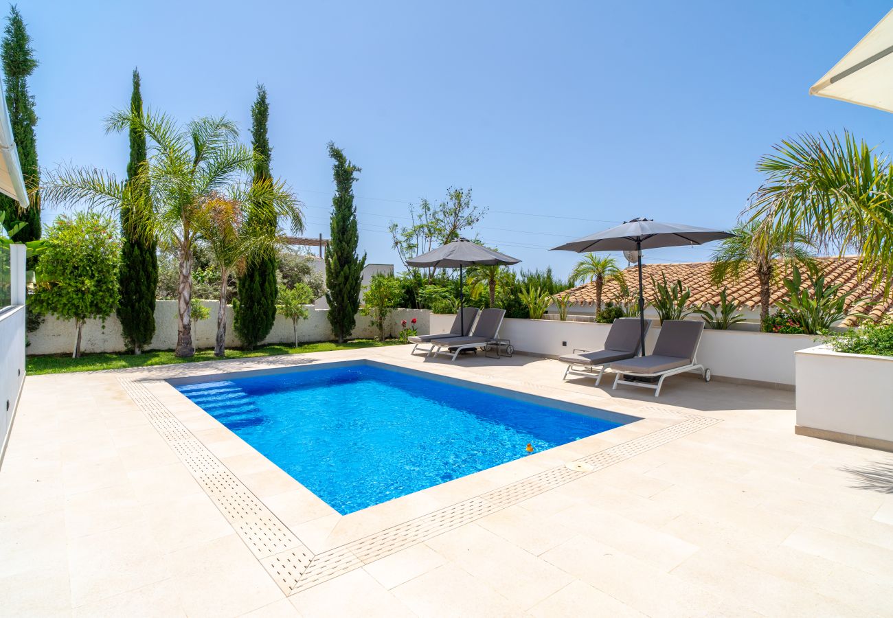 Villa à Nerja - Villa Grand Pool Terrace by Casasol