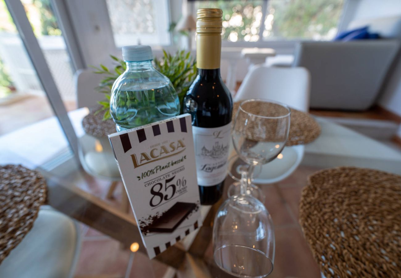 Appartement à Nerja - Stella Maris Nerja Beachfront Apartment, Sea View 