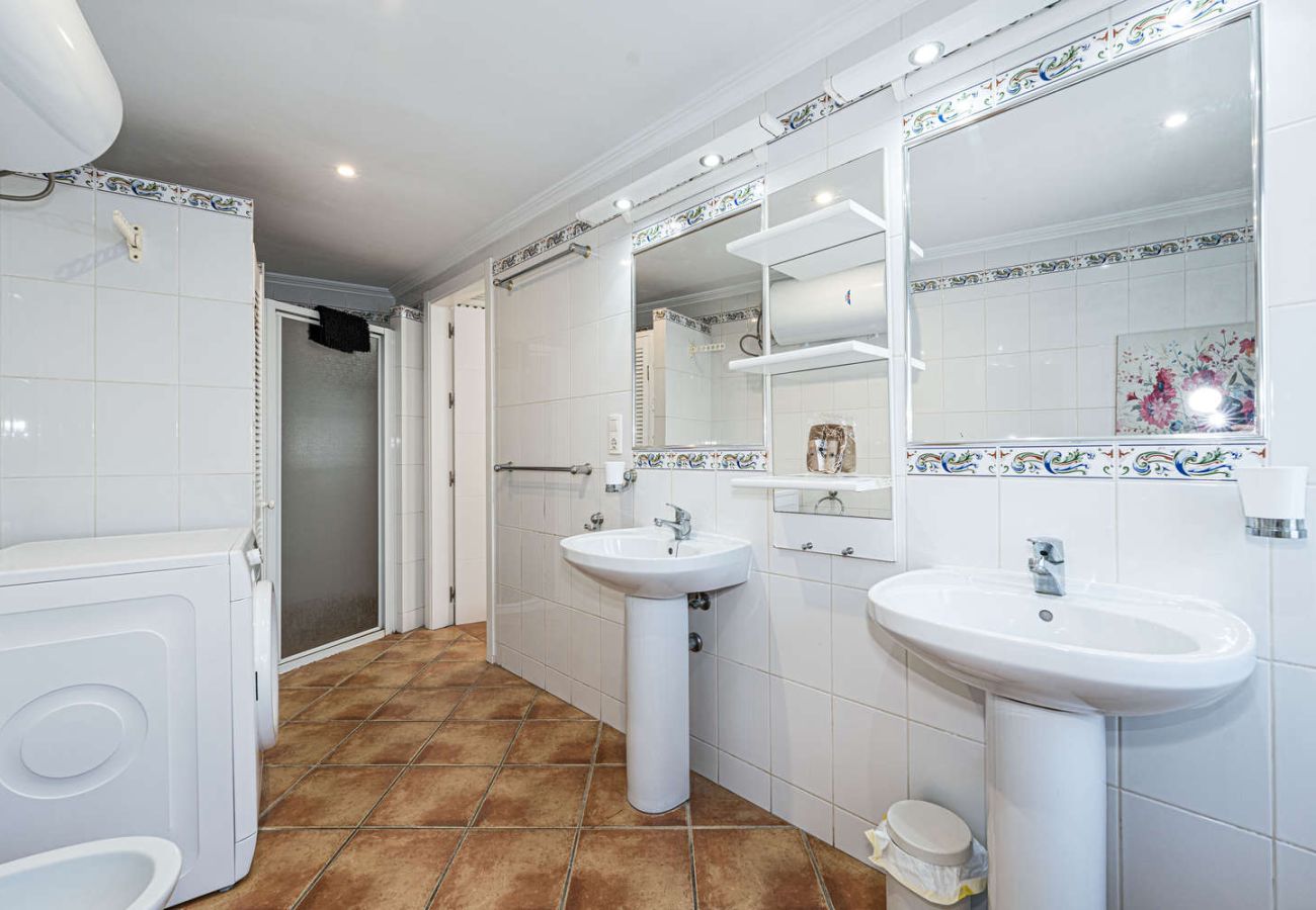 Appartement à Nerja - Stella Maris Nerja Beachfront Apartment, Sea View 