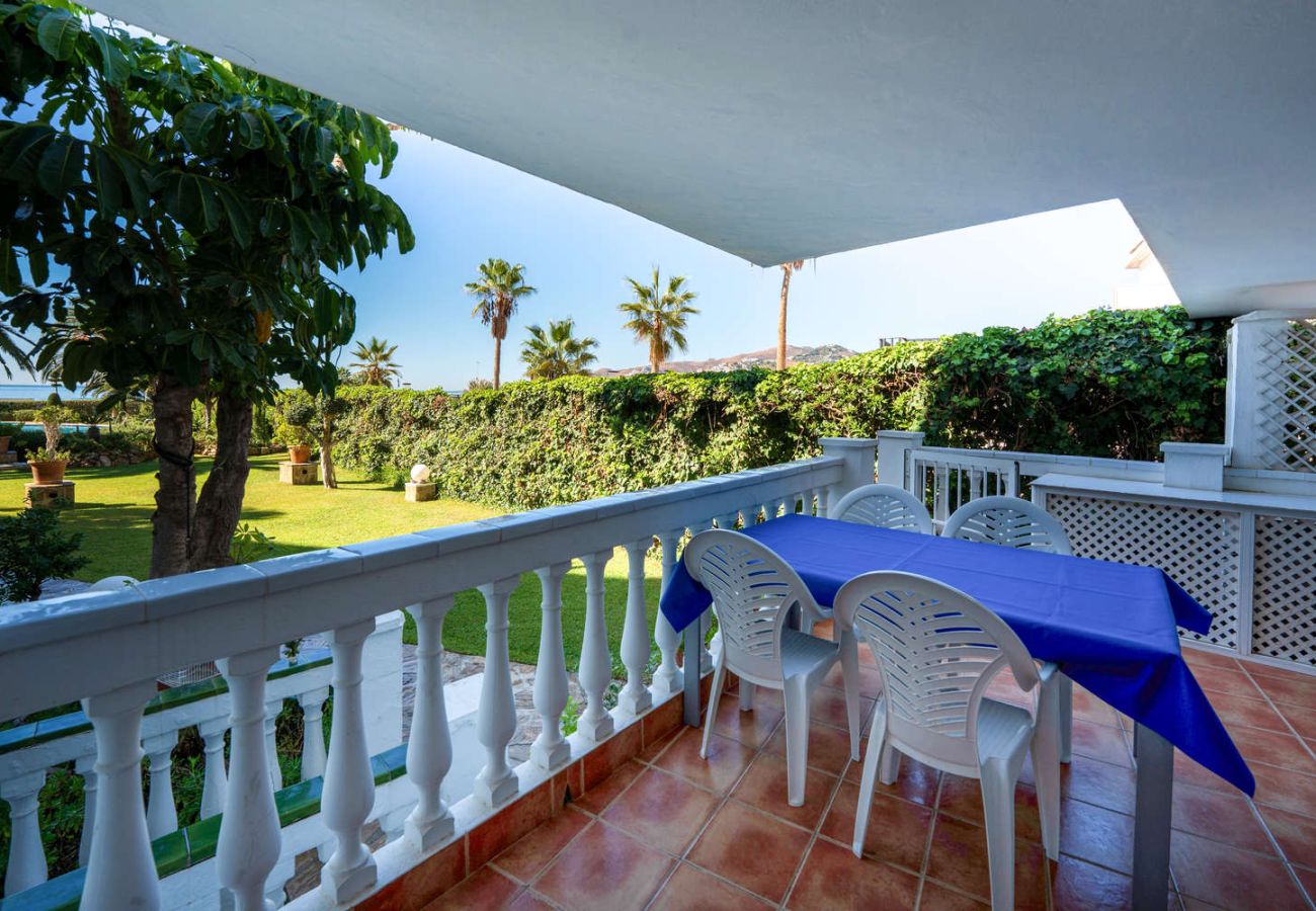 Appartement à Nerja - Stella Maris Nerja Beachfront Apartment, Sea View 