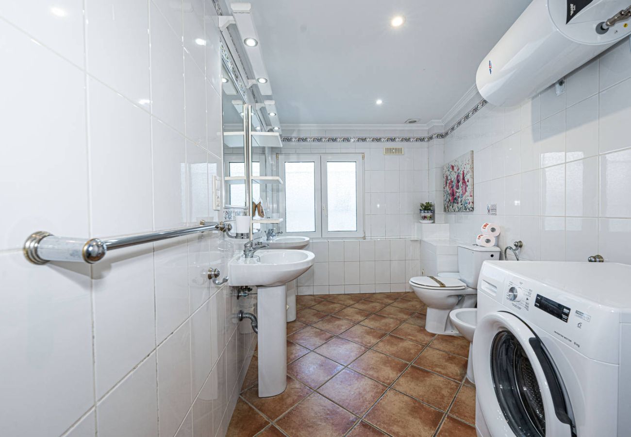 Appartement à Nerja - Stella Maris Nerja Beachfront Apartment, Sea View 