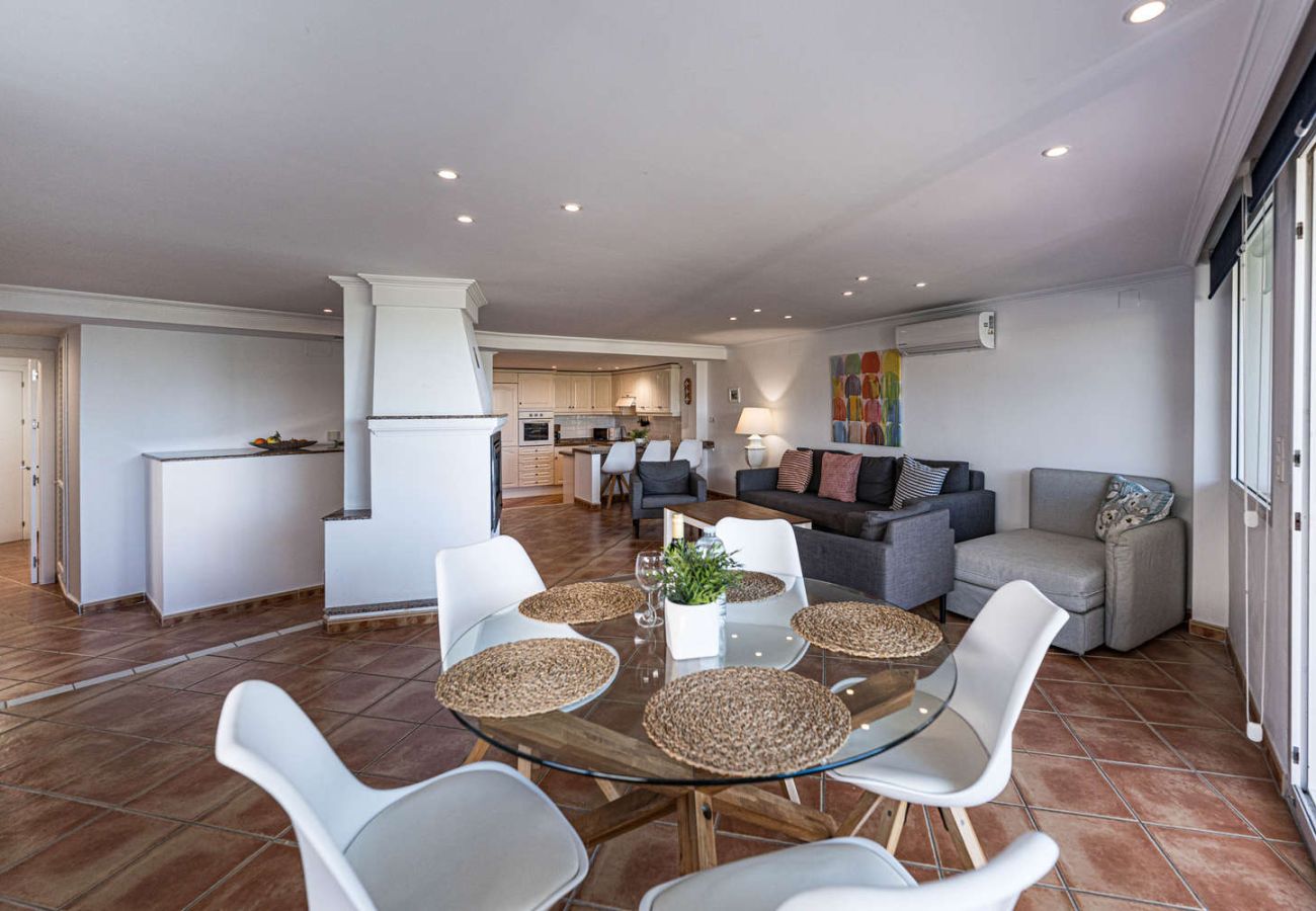 Appartement à Nerja - Stella Maris Nerja Beachfront Apartment, Sea View 