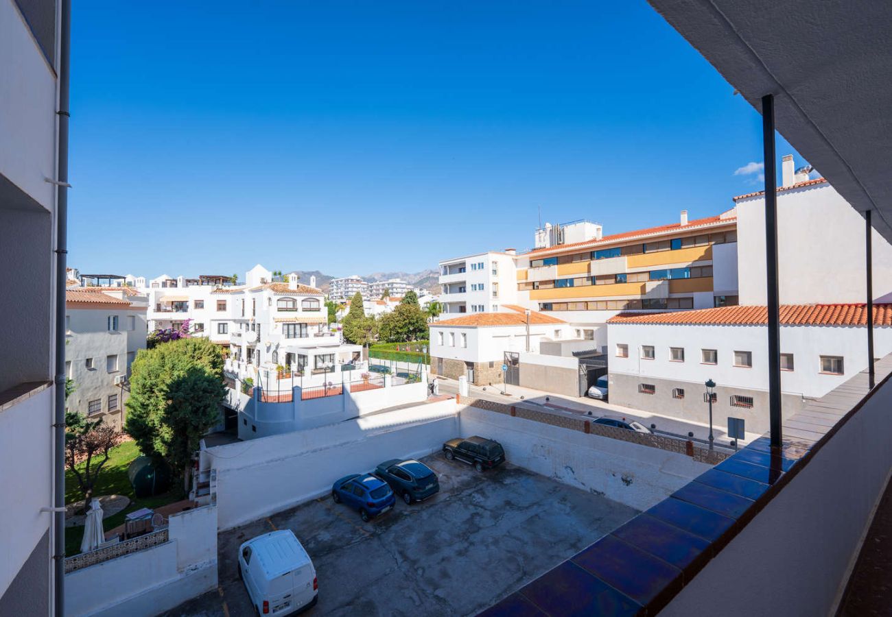 Parking communautaire de l'immeuble Acapulco à la disposition des clients