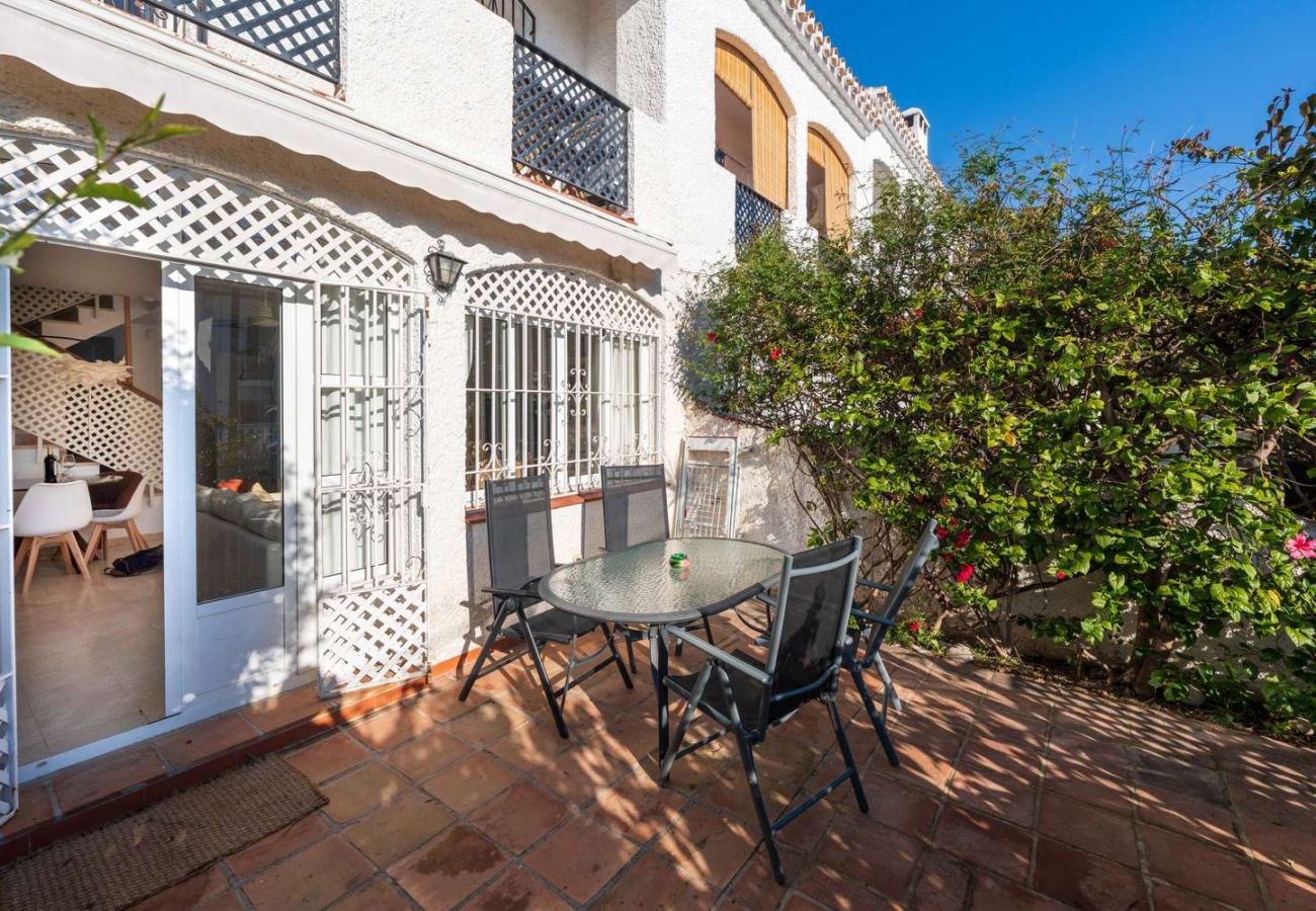 Appartement à Nerja - Casa Lena Verano Azul Nerja : Duplex Familial avec Vue Mer