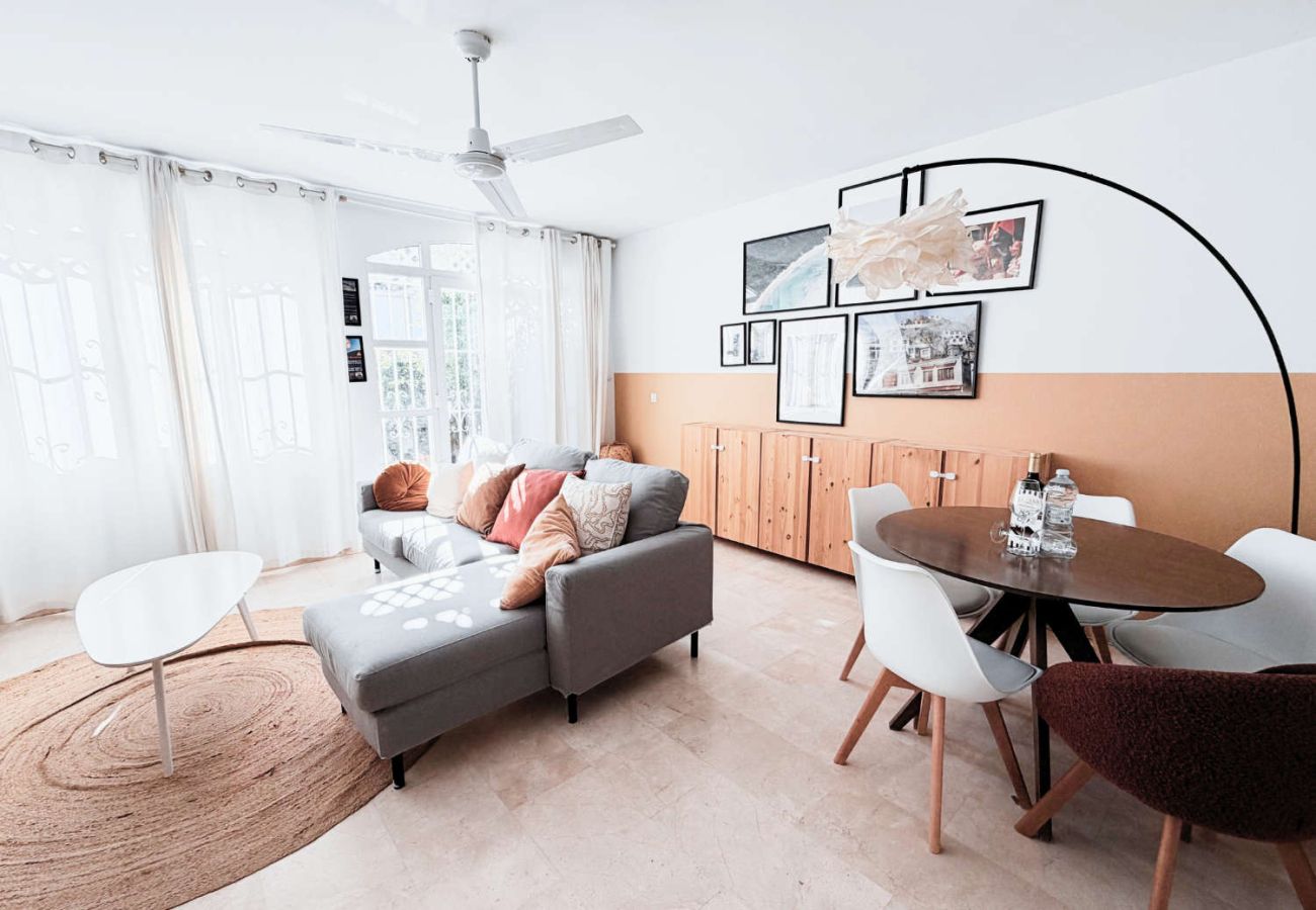 Appartement à Nerja - Casa Lena Verano Azul Nerja : Duplex Familial avec Vue Mer