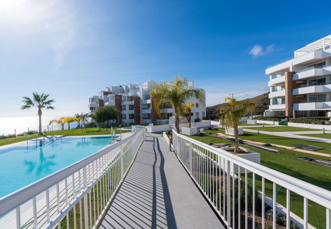 Appartement à Torrox Costa - Isea Calaceite 1111 : Appartement de Luxe avec Vue Mer et Piscine