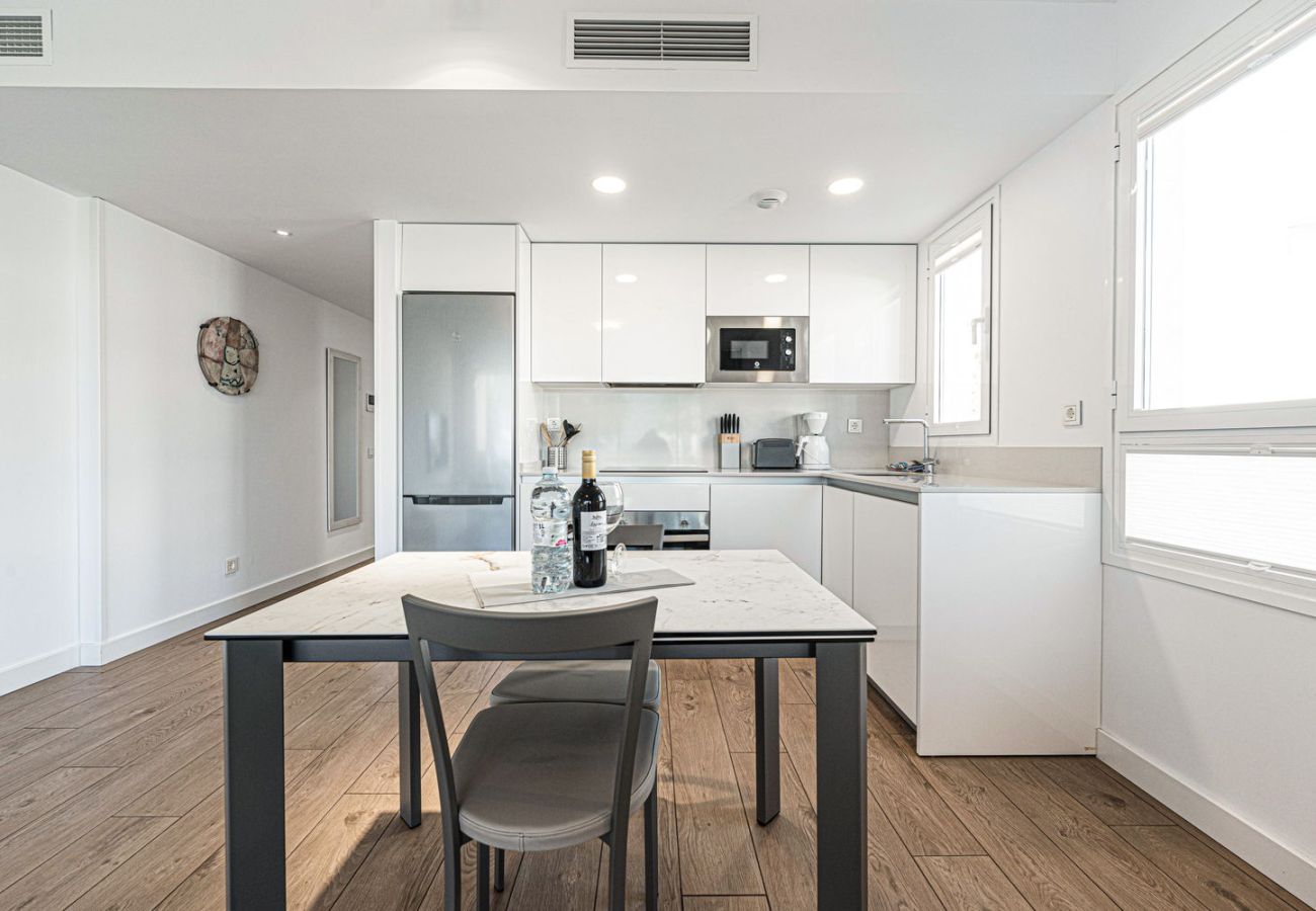 Appartement à Torrox Costa - Isea Calaceite 1111 : Appartement de Luxe avec Vue Mer et Piscine