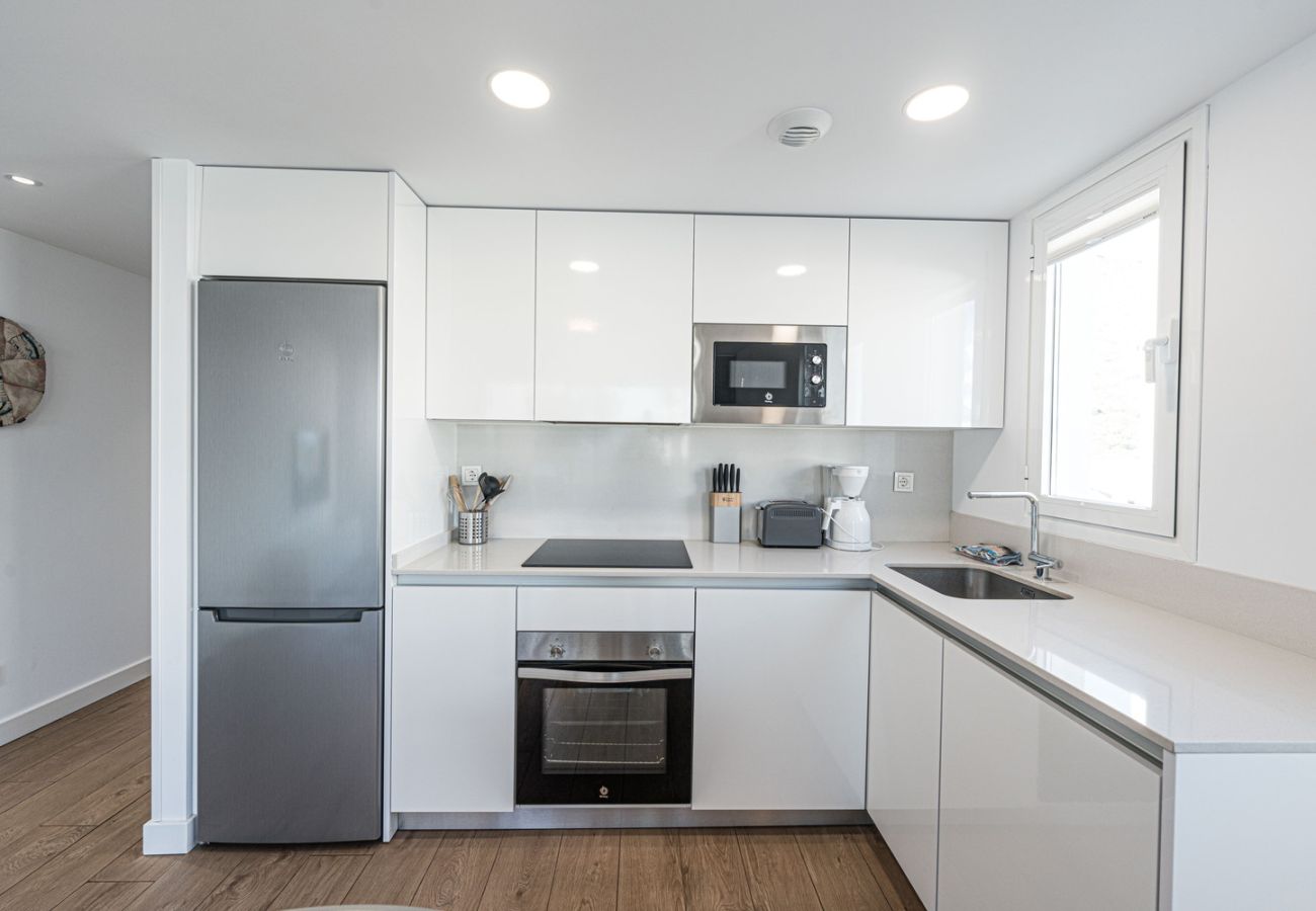 Appartement à Torrox Costa - Isea Calaceite 1111 : Appartement de Luxe avec Vue Mer et Piscine