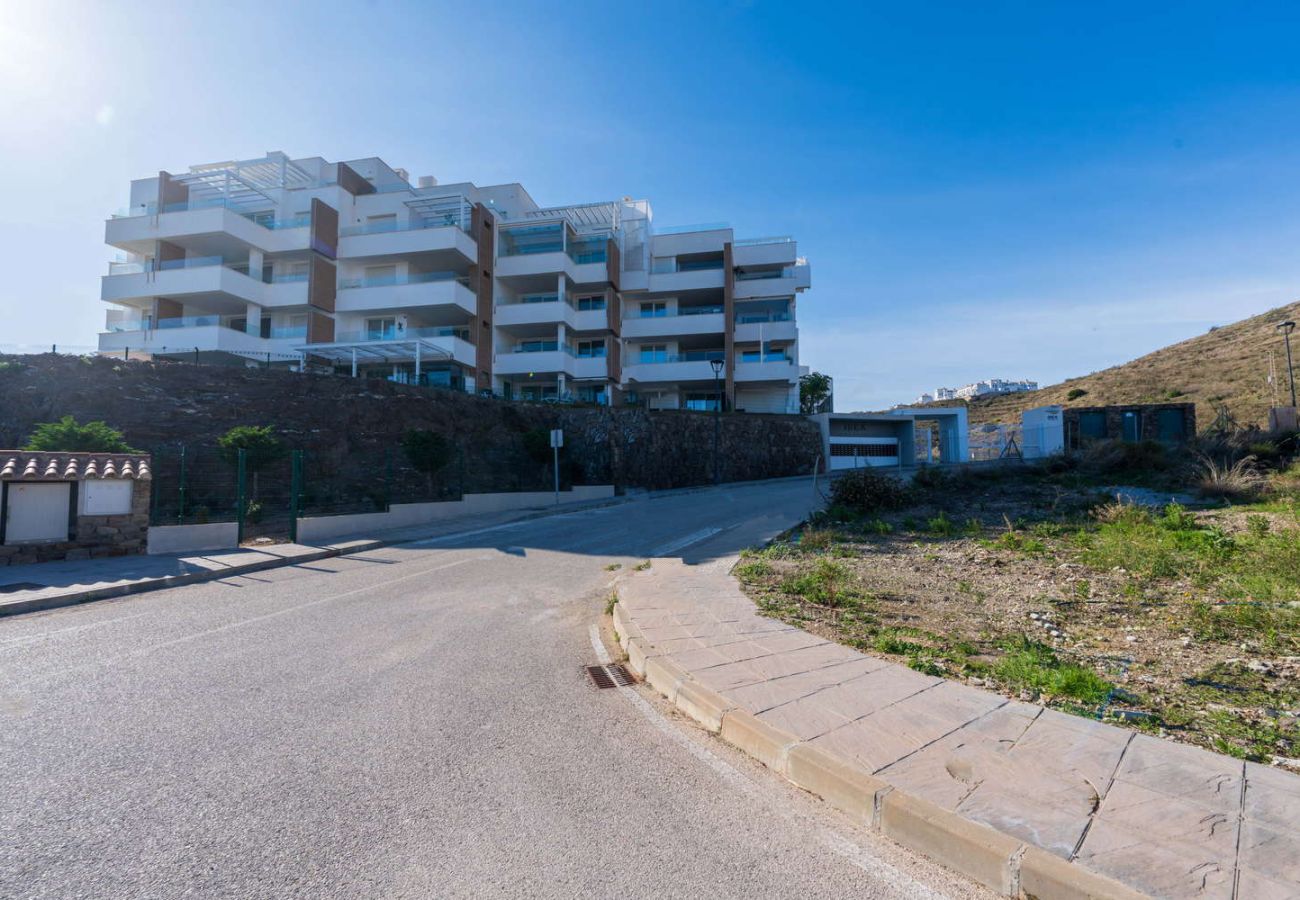 Appartement à Torrox Costa - Isea Calaceite 1111 : Appartement de Luxe avec Vue Mer et Piscine