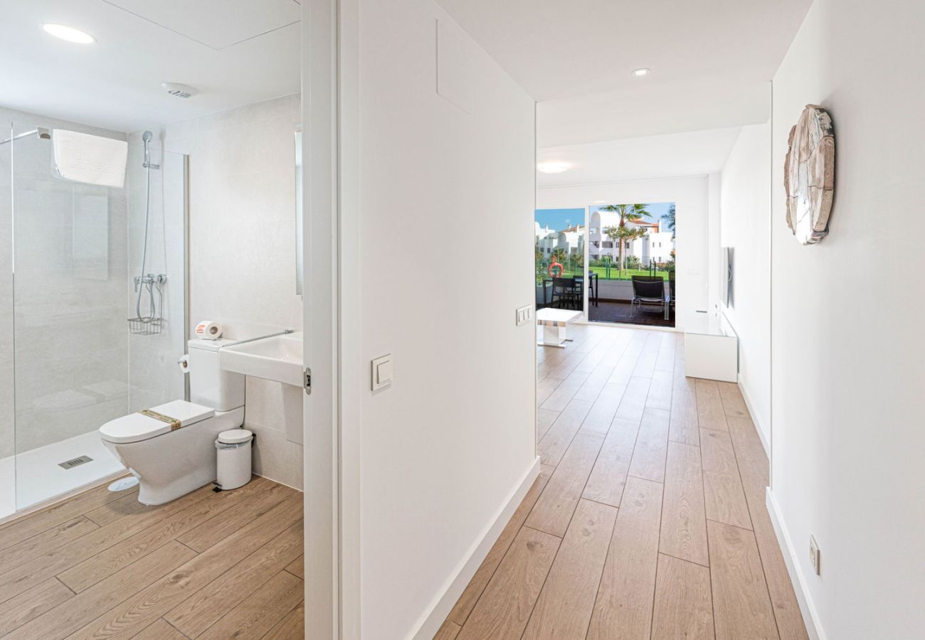 Appartement à Torrox Costa - Isea Calaceite 1111 : Appartement de Luxe avec Vue Mer et Piscine