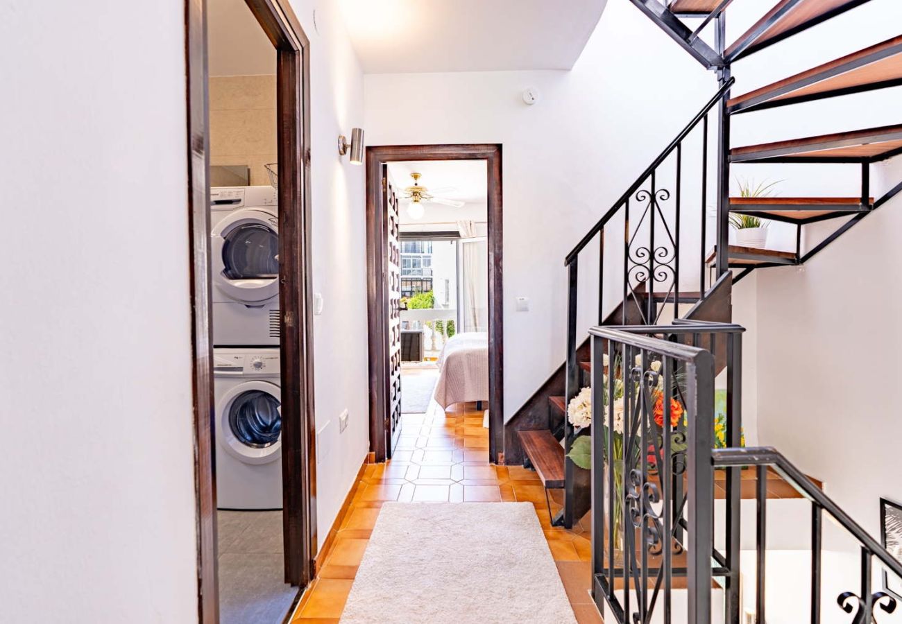 Maison mitoyenne à Nerja - Casa Lavanda – Maison de vacances à Nerja avec vue sur la mer et piscine