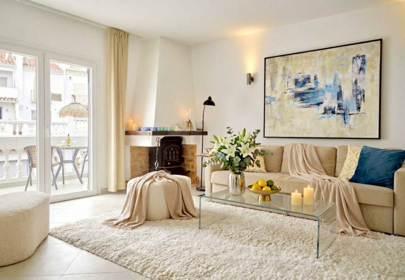 Maison mitoyenne à Nerja - Casa Lavanda – Maison de vacances à Nerja avec vue sur la mer et piscine