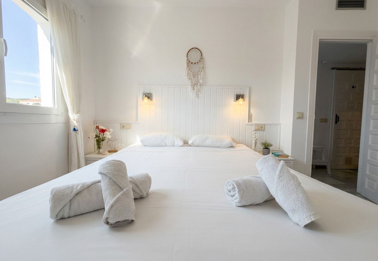 Appartement à Nerja - Appartement Casa Monica à Verano Azul : Vue sur la Mer et Solarium sur le toit