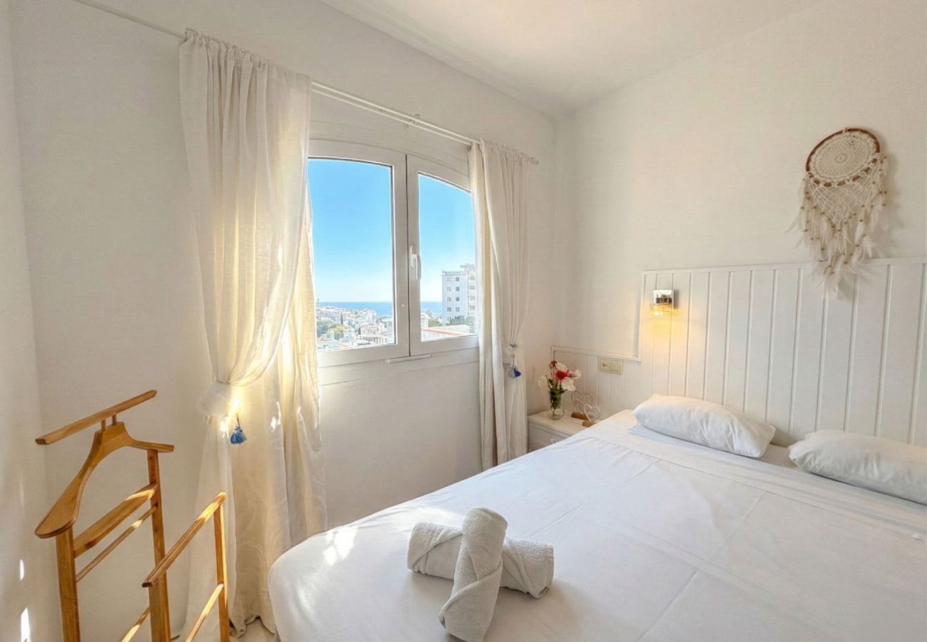 Appartement à Nerja - Appartement Casa Monica à Verano Azul : Vue sur la Mer et Solarium sur le toit