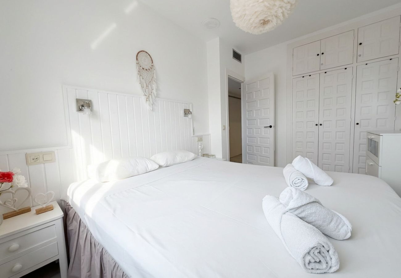 Appartement à Nerja - Appartement Casa Monica à Verano Azul : Vue sur la Mer et Solarium sur le toit