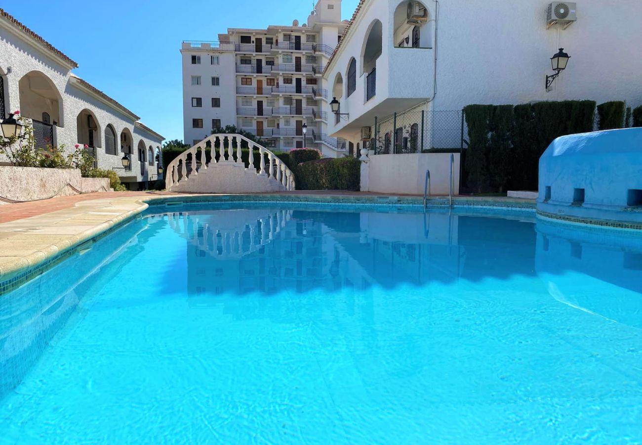 Appartement à Nerja - Appartement Casa Monica à Verano Azul : Vue sur la Mer et Solarium sur le toit