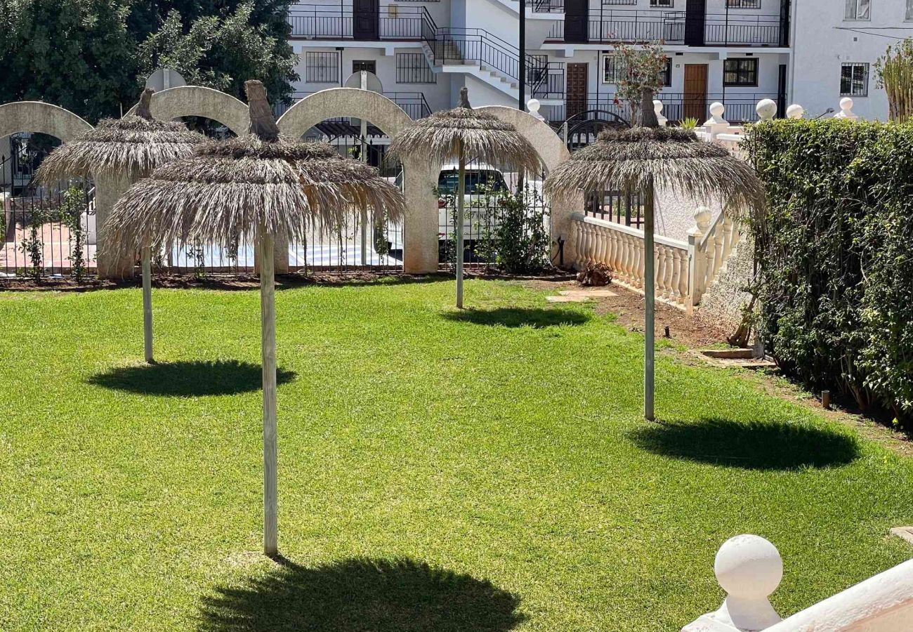 Appartement à Nerja - Appartement Casa Monica à Verano Azul : Vue sur la Mer et Solarium sur le toit