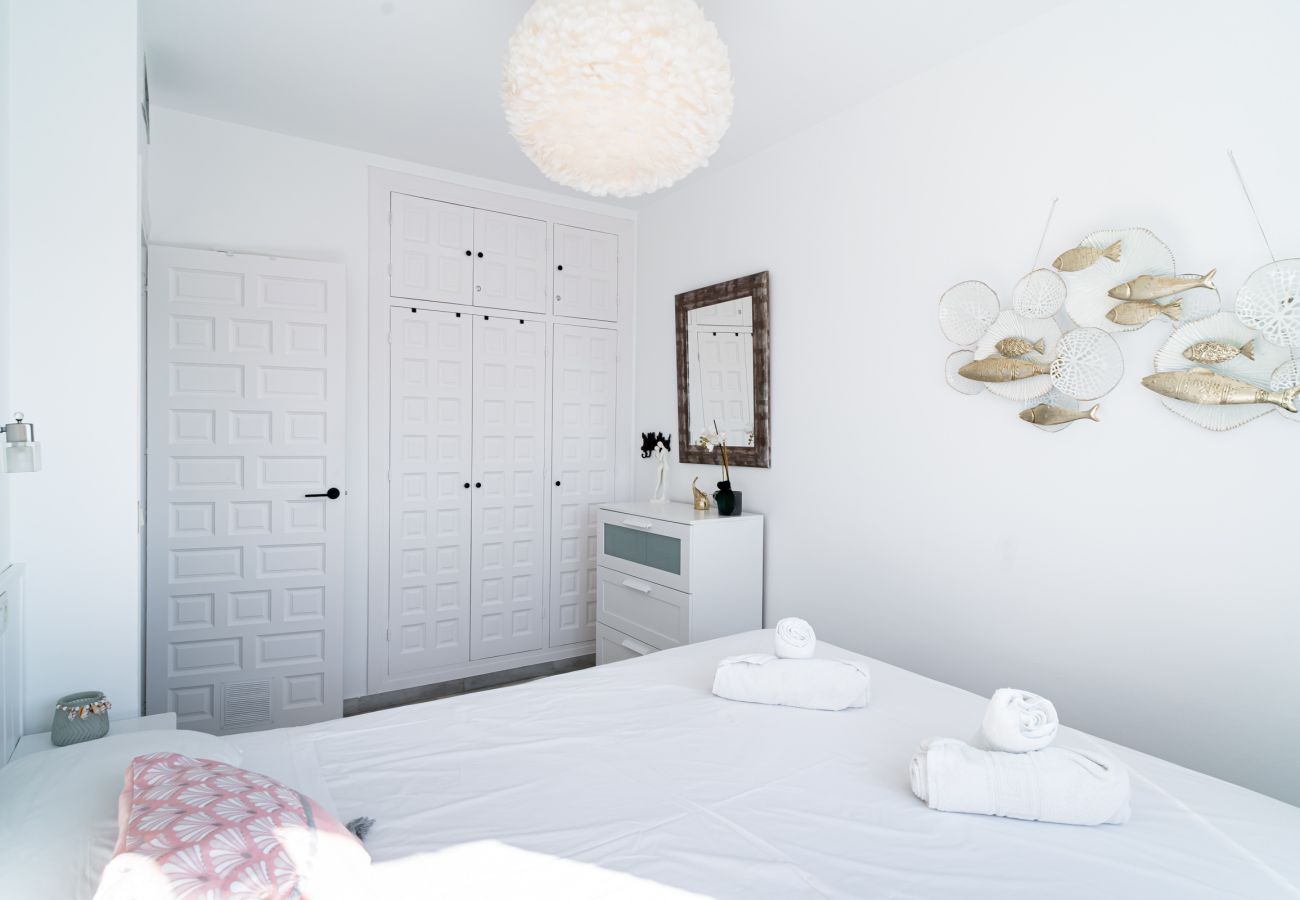 Appartement à Nerja - Appartement Casa Monica à Verano Azul : Vue sur la Mer et Solarium sur le toit