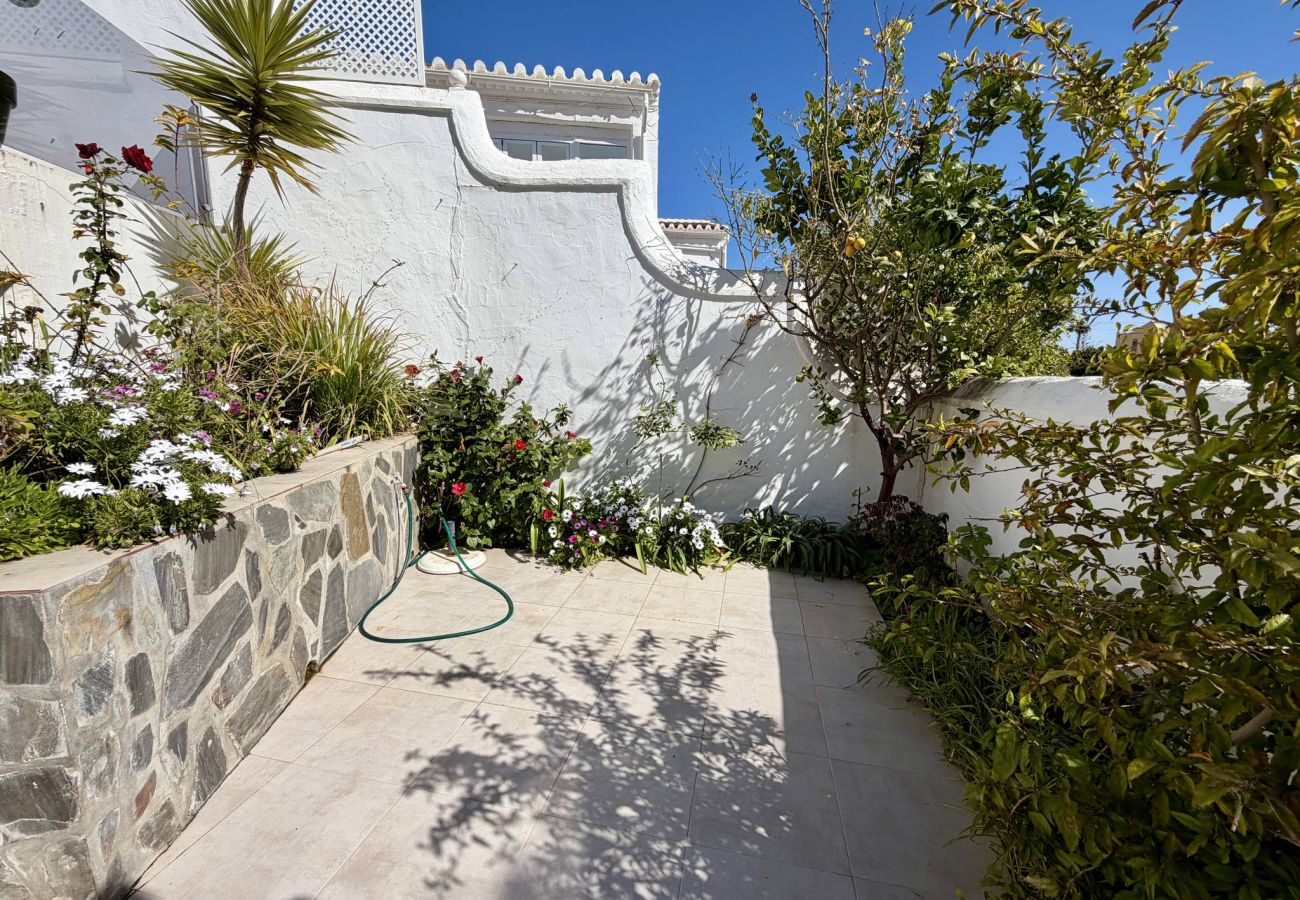 Appartement à Nerja - Appartement Tropicana 6C à Nerja avec Vue sur la Mer