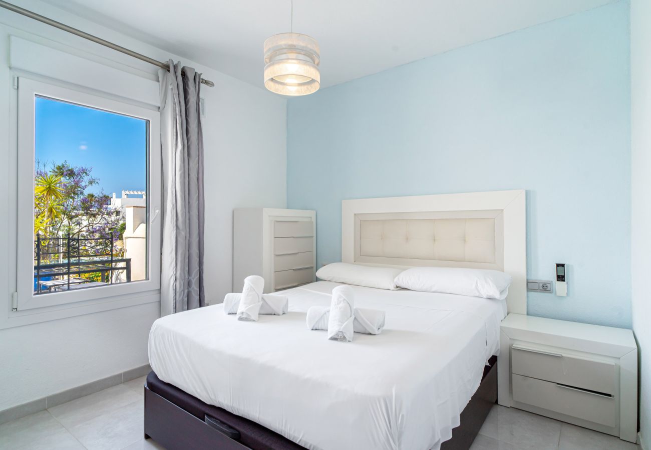 Appartement à Nerja - Appartement Tropicana 6C à Nerja avec Vue sur la Mer