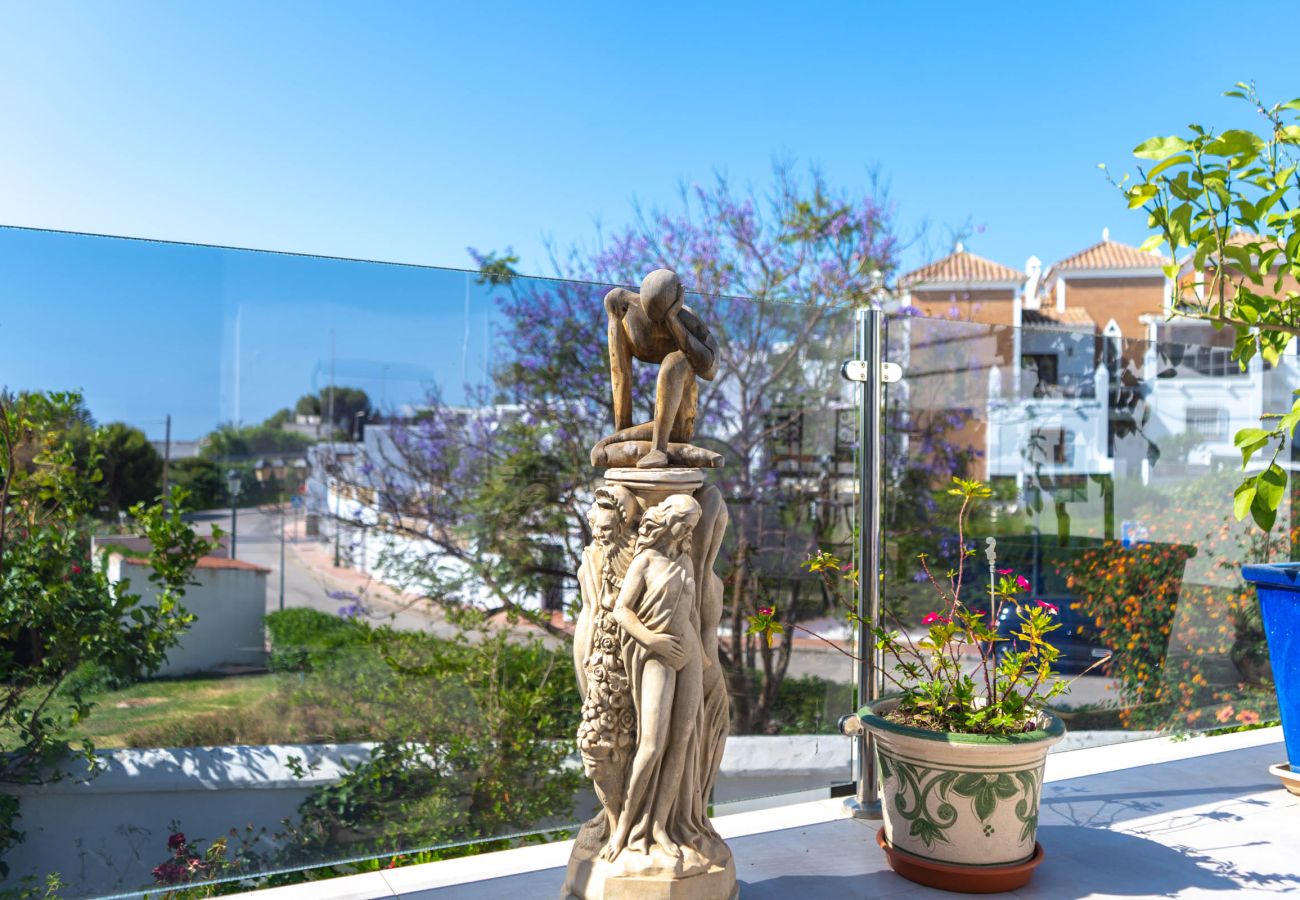 Appartement à Nerja - Appartement Tropicana 6C à Nerja avec Vue sur la Mer