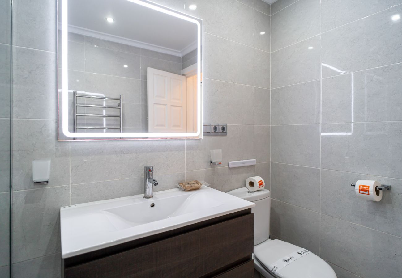 Appartement à Nerja - Appartement Tropicana 6C à Nerja avec Vue sur la Mer