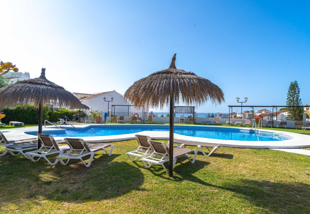 Appartement à Nerja - Appartement Tropicana 6C à Nerja avec Vue sur la Mer