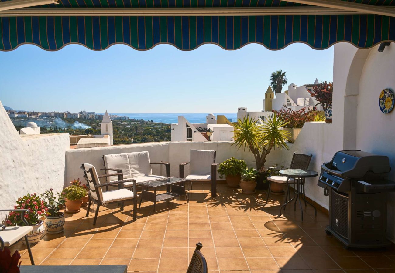 Maison mitoyenne à Nerja - Casablanca 9 : Duplex avec terrasses sur plusieurs niveaux, vue mer et coucher de soleil