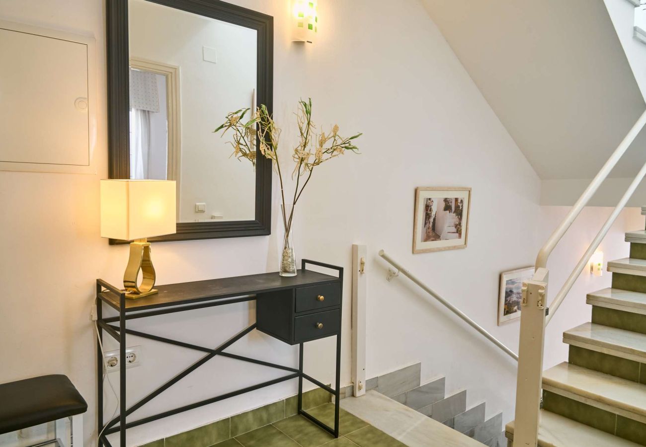 Maison mitoyenne à Nerja - Casablanca 9 : Duplex avec terrasses sur plusieurs niveaux, vue mer et coucher de soleil