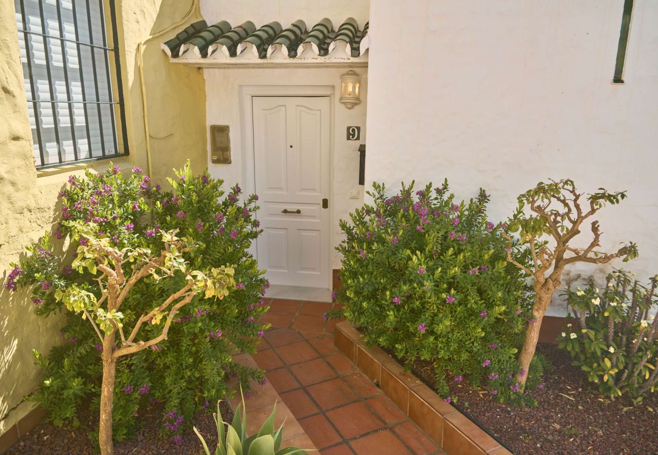 Maison mitoyenne à Nerja - Casablanca 9 : Duplex avec terrasses sur plusieurs niveaux, vue mer et coucher de soleil