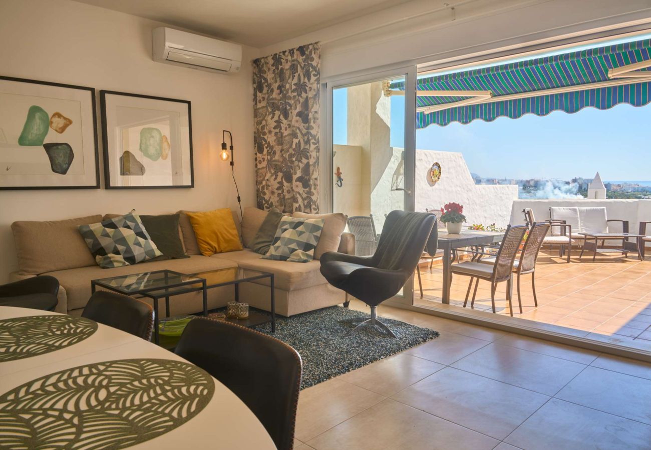 Maison mitoyenne à Nerja - Casablanca 9 : Duplex avec terrasses sur plusieurs niveaux, vue mer et coucher de soleil