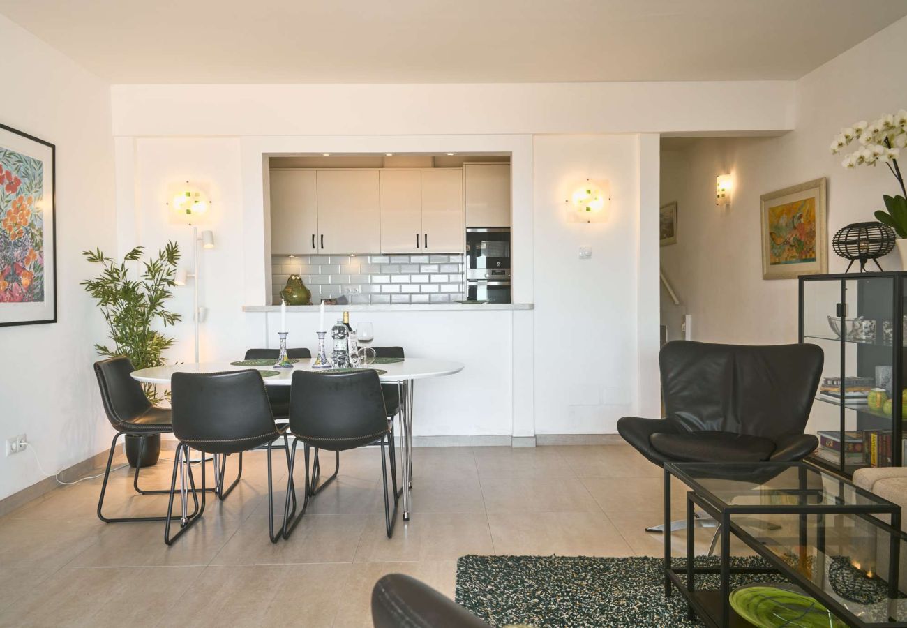 Maison mitoyenne à Nerja - Casablanca 9 : Duplex avec terrasses sur plusieurs niveaux, vue mer et coucher de soleil