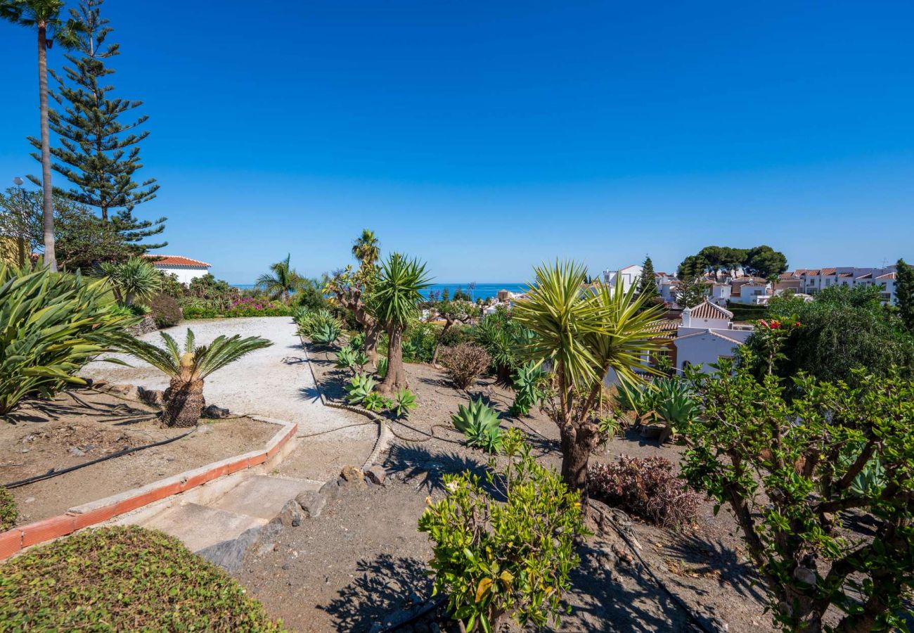 Maison mitoyenne à Nerja - Casablanca 9 : Duplex avec terrasses sur plusieurs niveaux, vue mer et coucher de soleil