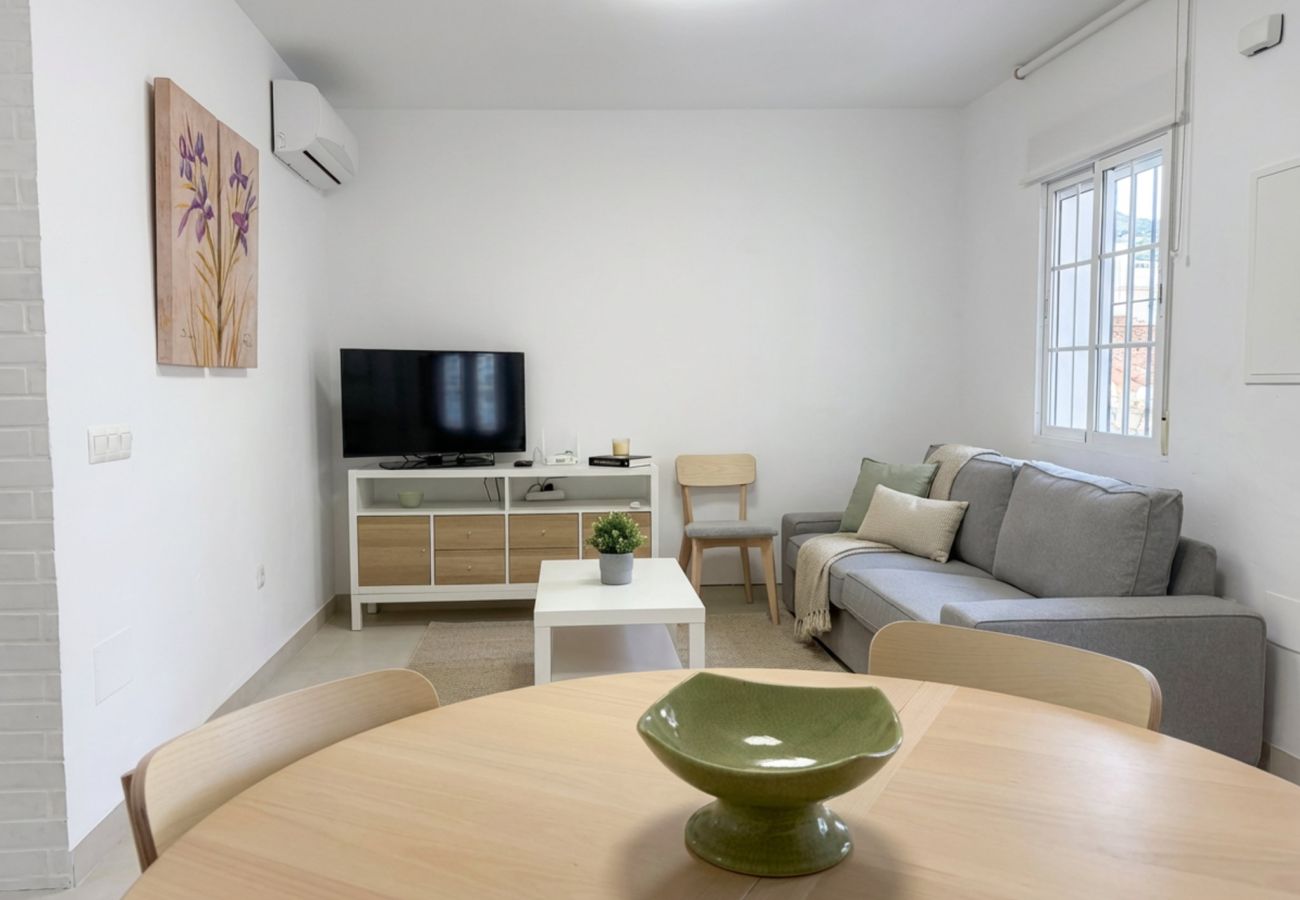 Maison mitoyenne à Nerja - Casa Chica : Maison de vacances avec toit-terrasse, Calle Cristo, Nerja