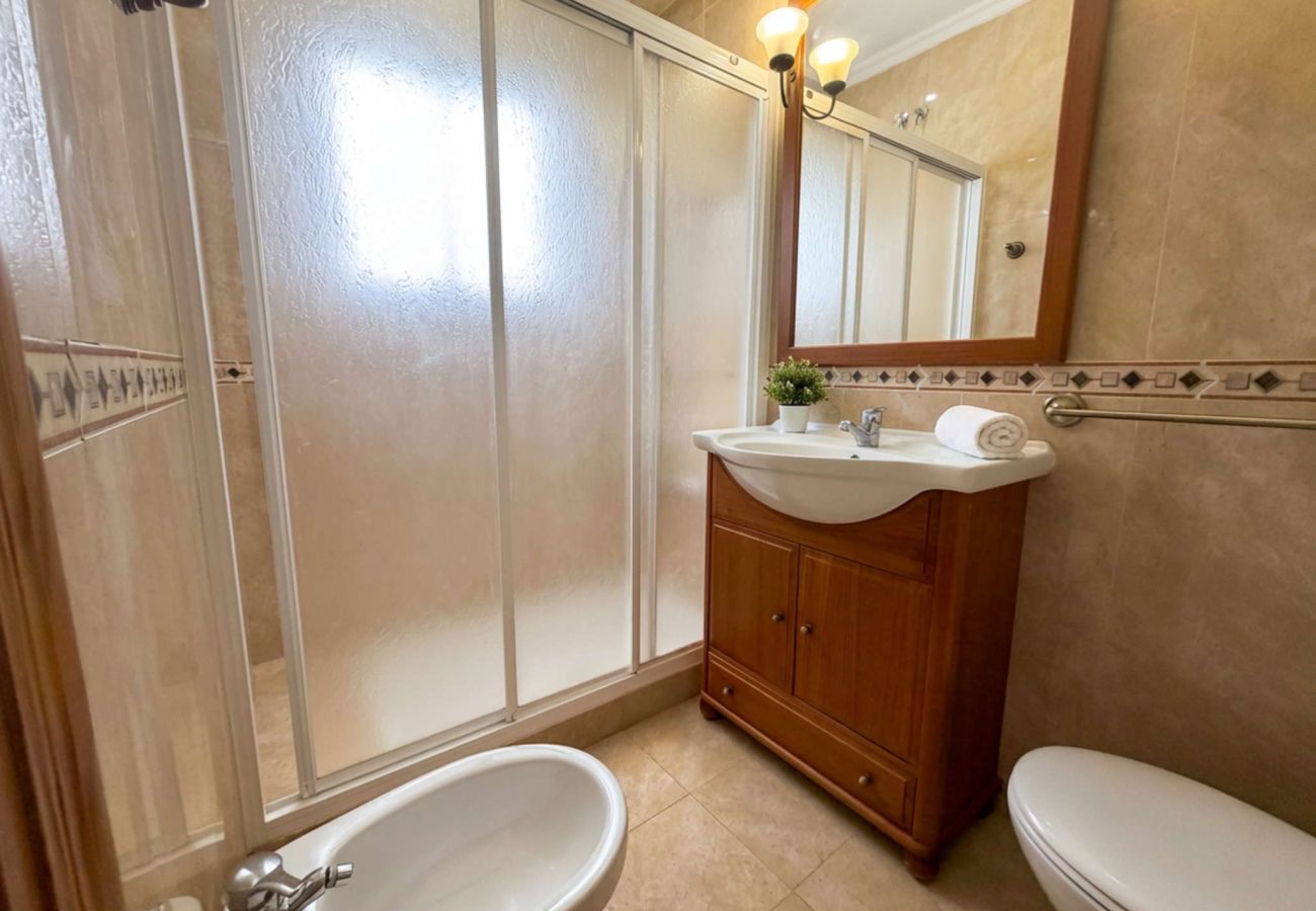 Maison mitoyenne à Nerja - Casa Chica : Maison de vacances avec toit-terrasse, Calle Cristo, Nerja