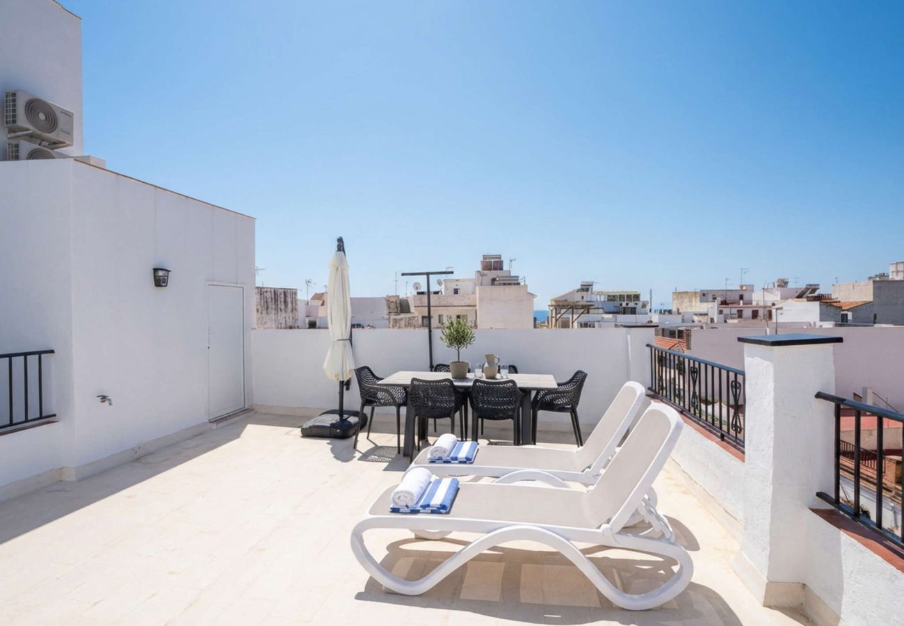 Maison mitoyenne à Nerja - Casa Chica : Maison de vacances avec toit-terrasse, Calle Cristo, Nerja