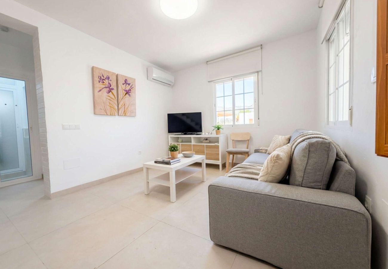 Maison mitoyenne à Nerja - Casa Chica : Maison de vacances avec toit-terrasse, Calle Cristo, Nerja