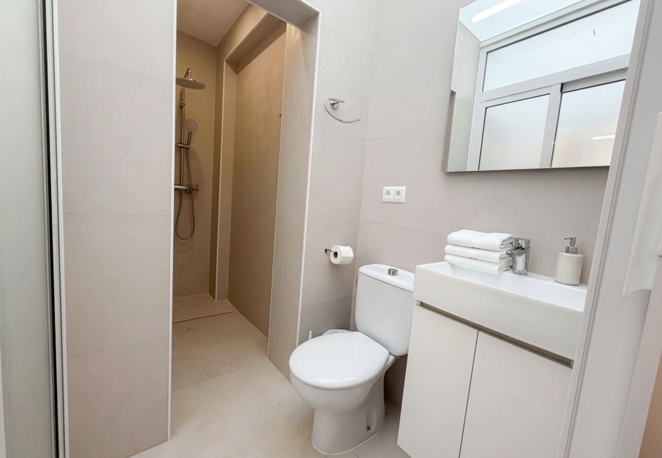 Maison mitoyenne à Nerja - Casa Chica : Maison de vacances avec toit-terrasse, Calle Cristo, Nerja