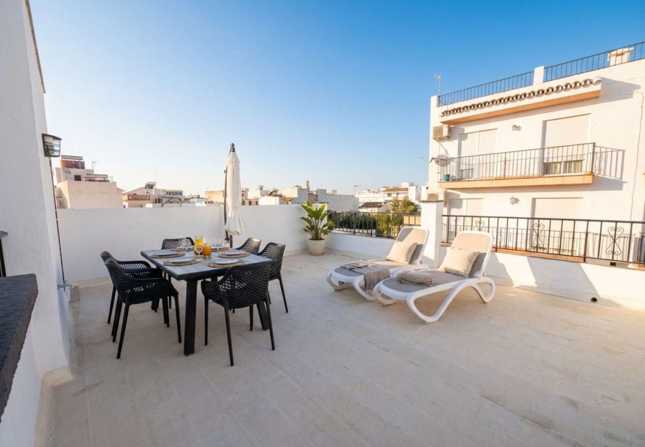 Maison mitoyenne à Nerja - Casa Chica : Maison de vacances avec toit-terrasse, Calle Cristo, Nerja