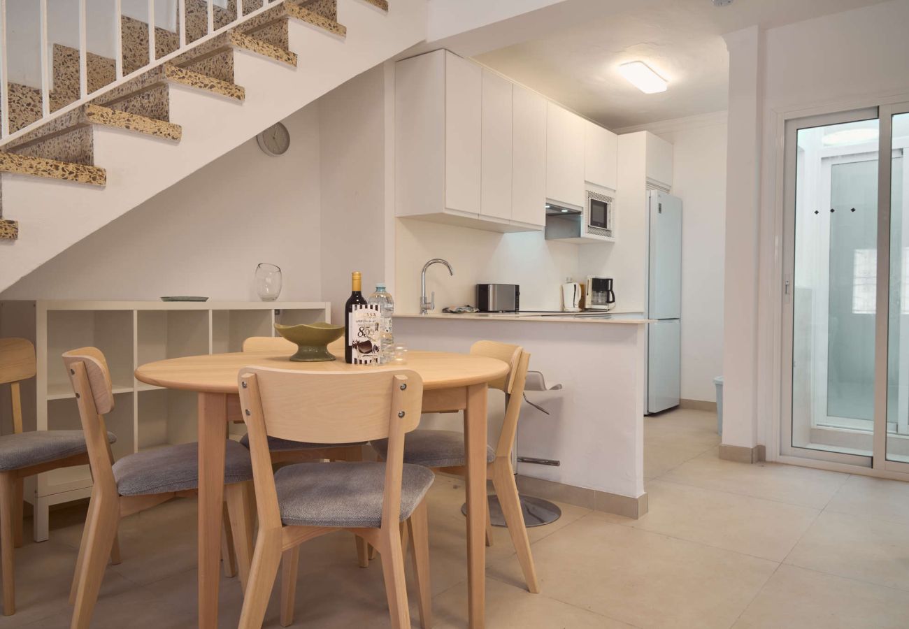 Maison mitoyenne à Nerja - Casa Chica : Maison de vacances avec toit-terrasse, Calle Cristo, Nerja