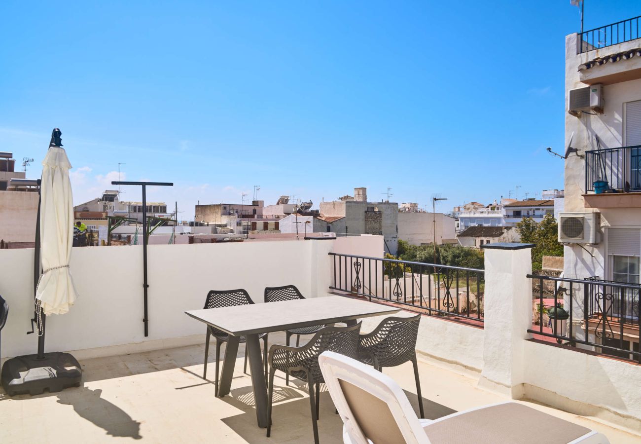 Maison mitoyenne à Nerja - Casa Chica : Maison de vacances avec toit-terrasse, Calle Cristo, Nerja