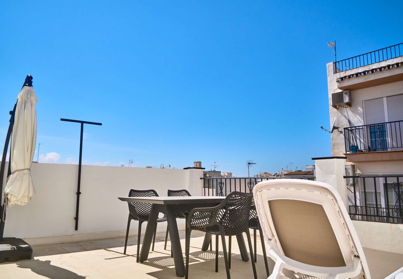 Maison mitoyenne à Nerja - Casa Chica : Maison de vacances avec toit-terrasse, Calle Cristo, Nerja